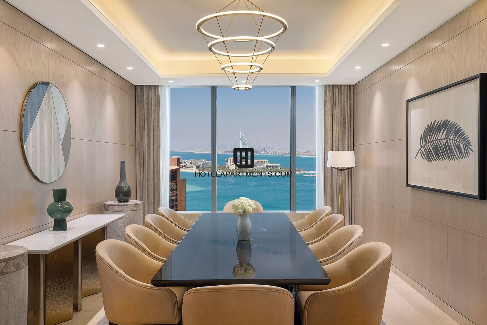 Glamorous Presidential Suites With Ocean Views